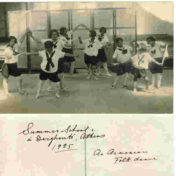 Prunus Armeniaca/ An Intertemporal Narration Through Images and Sounds