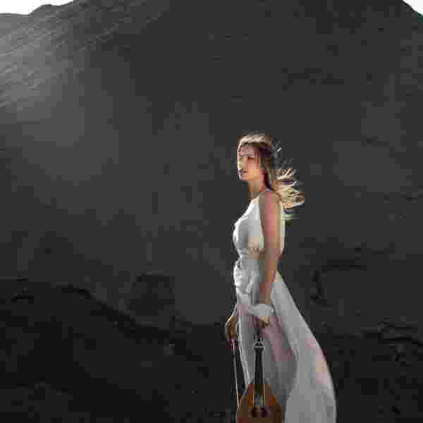 Πνοές σε τρεις χορδές